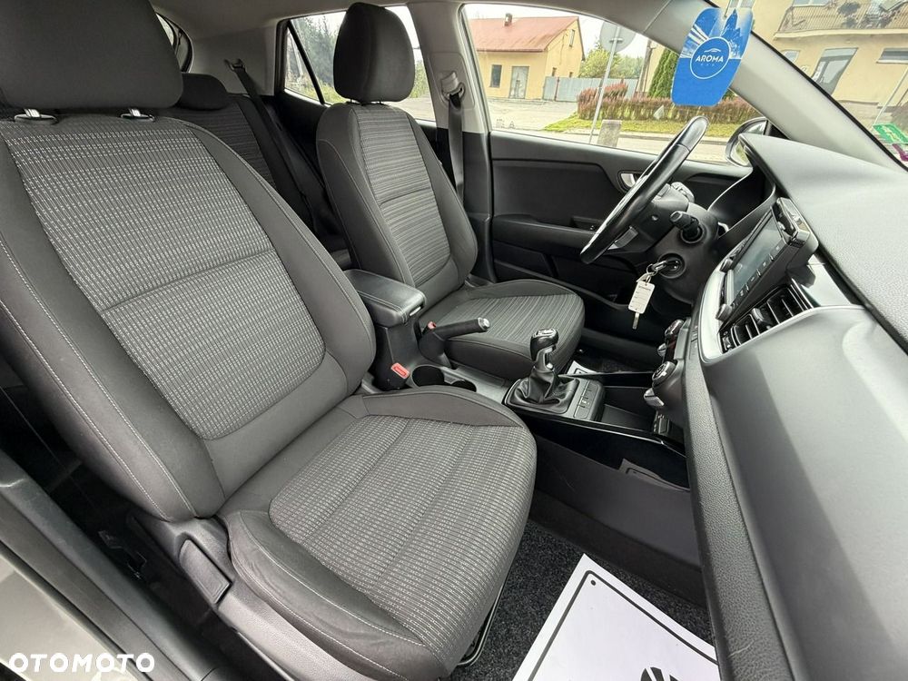Kia Stonic - 10