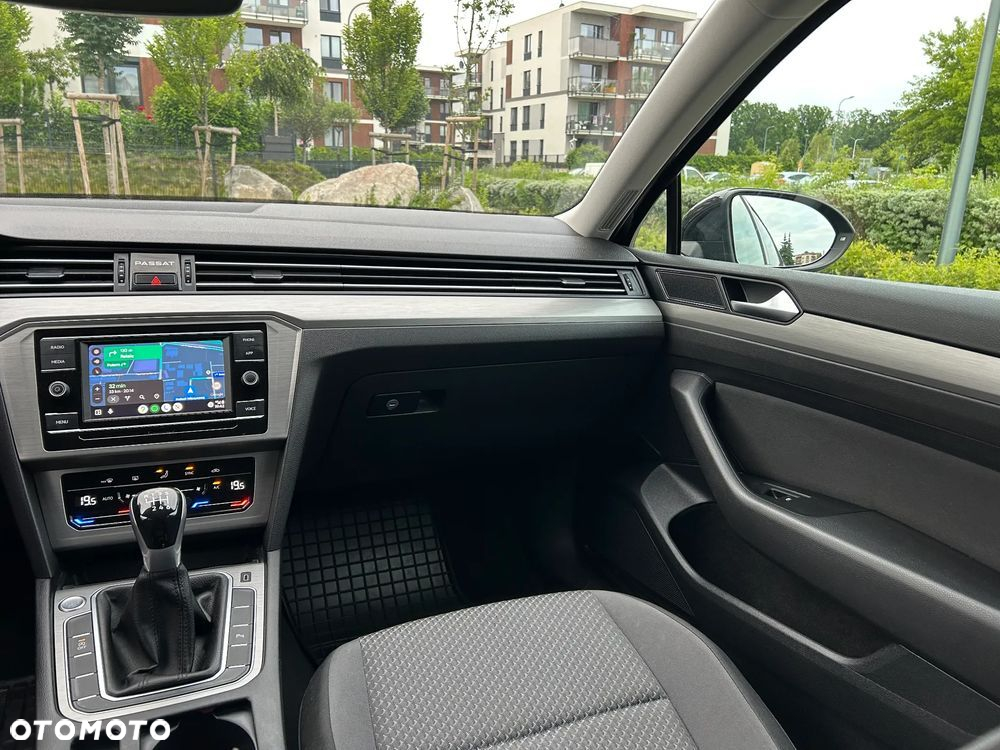 Volkswagen Passat 2.0 TDI EVO Essence - 17