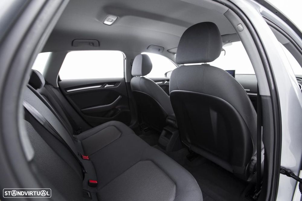 Audi A3 Sportback 30 TDI - 11