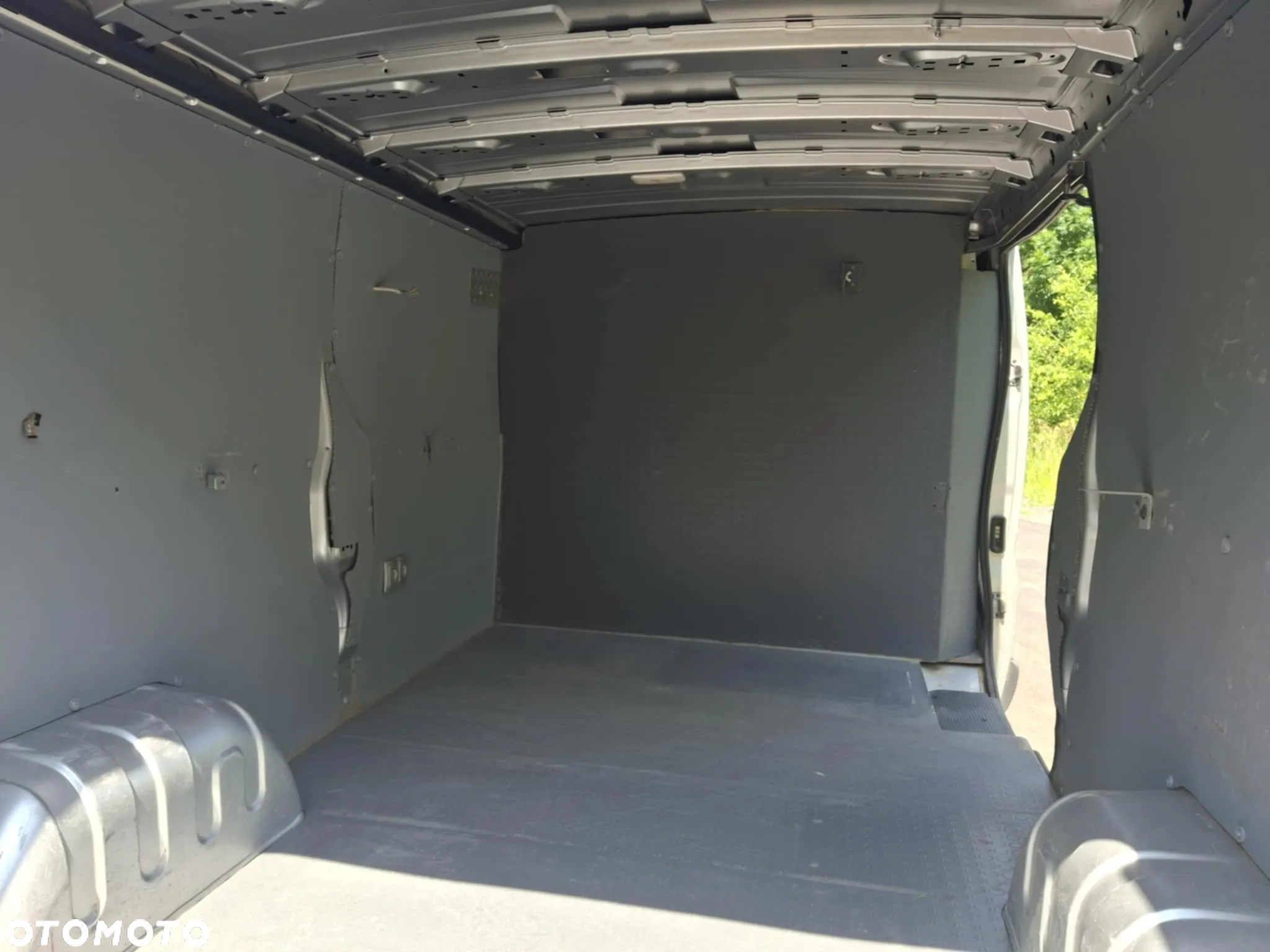 Renault TRAFIC - 8