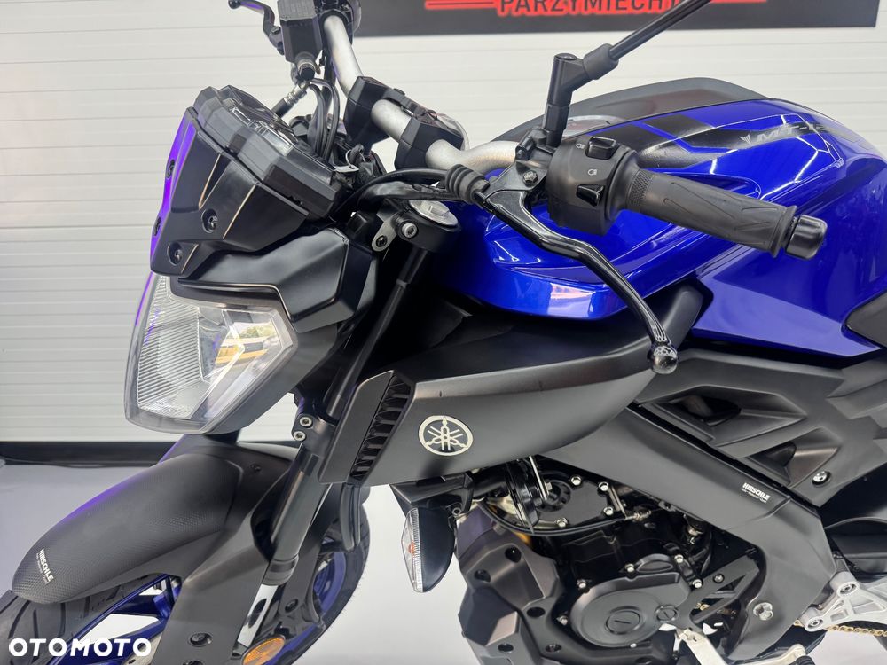 Yamaha MT - 17