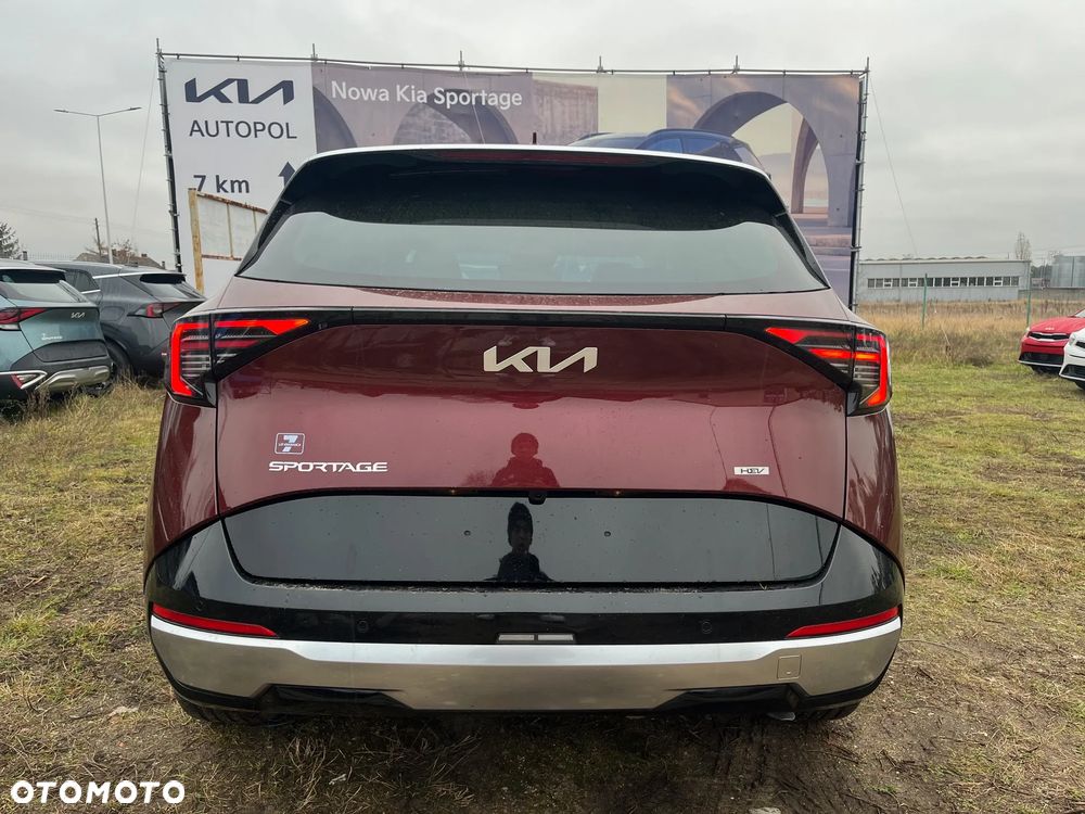 Kia Sportage 1.6 T-GDI HEV Business Line 2WD - 13