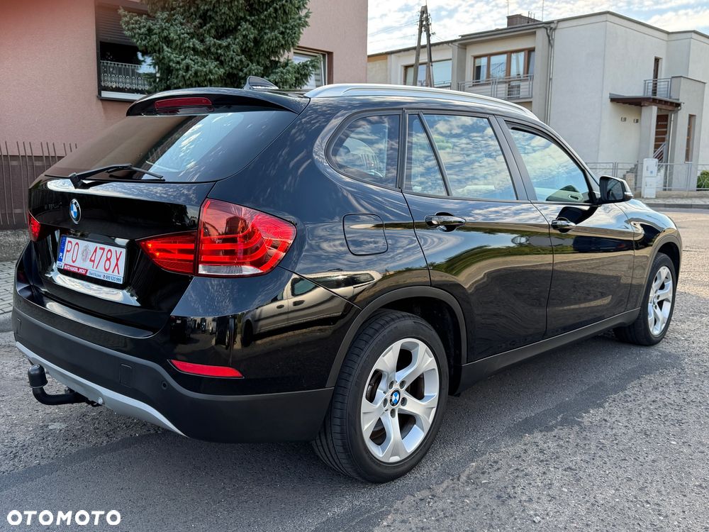 BMW X1 sDrive18d xLine - 25