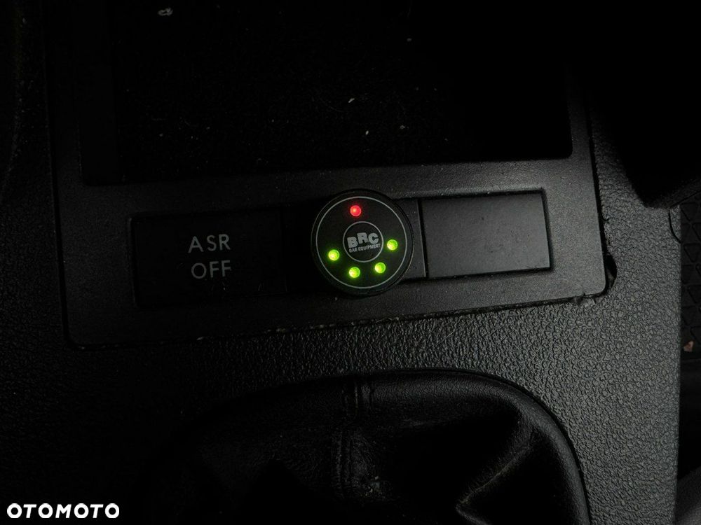 Volkswagen Caddy - 16