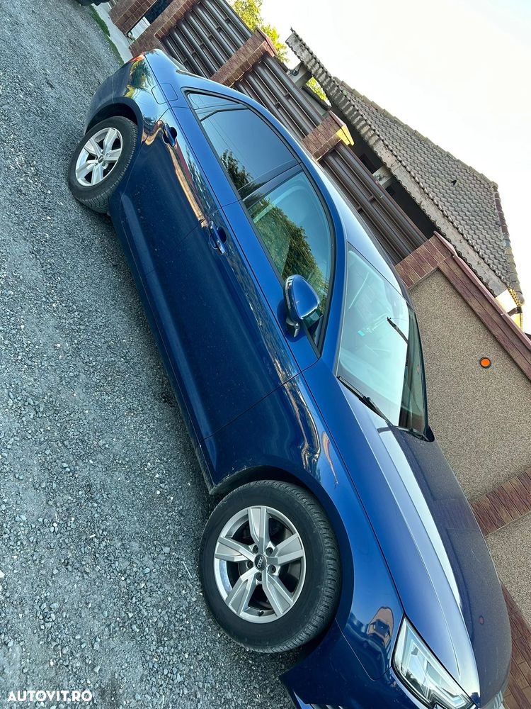 Audi A4 Limuzina - 5