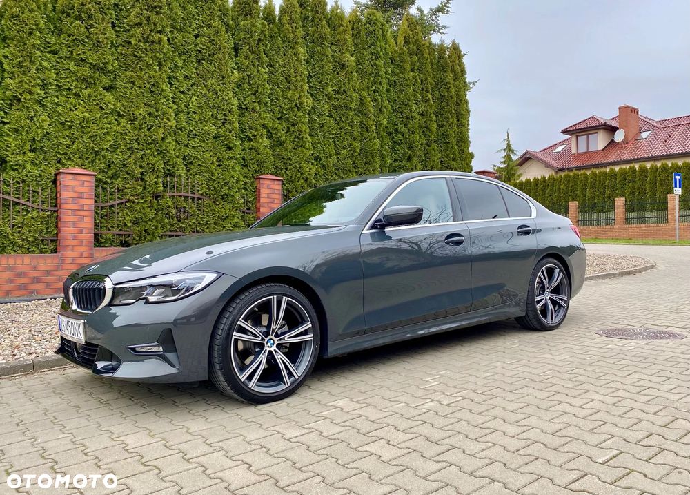 BMW Seria 3 320i M Sport - 4