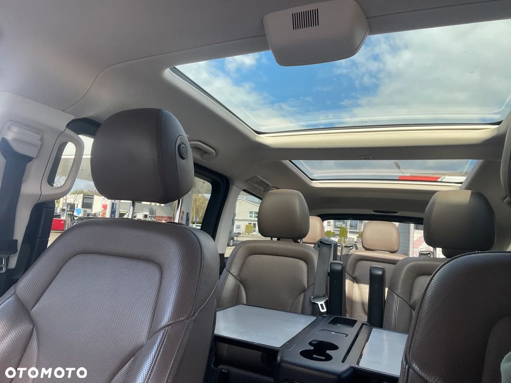 Mercedes-Benz Klasa V 300 d Exclusive 9G-Tronic (d³ugi) - 39