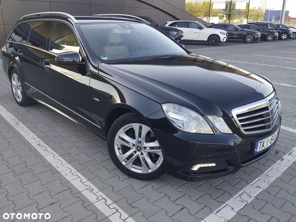 Mercedes-Benz Klasa E 250 CGI BlueEffICIENCY Avantgarde - 5