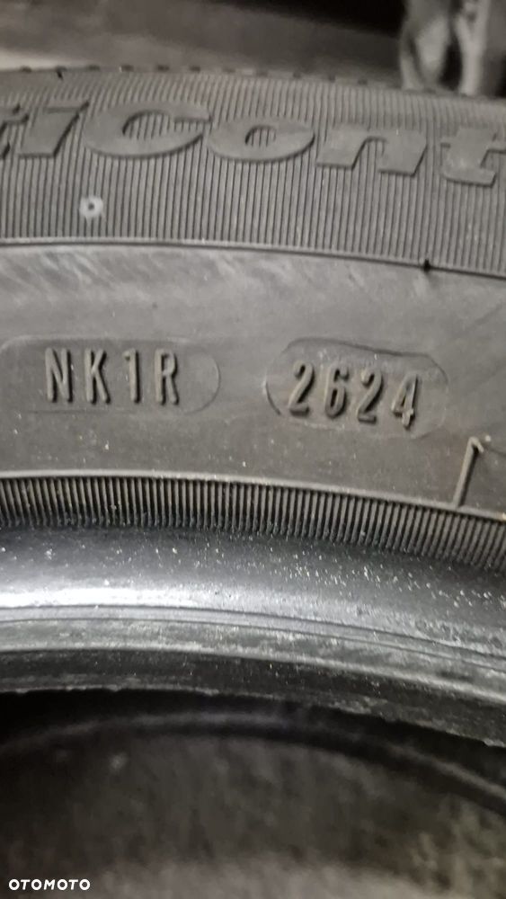 215/60 R17 Fulda całoroczne - 12