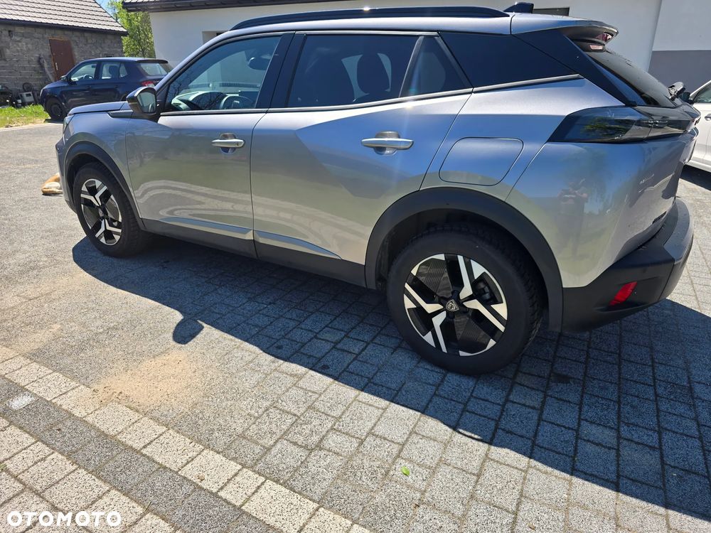 Peugeot 2008 PureTech 100 Allure S&S BVM6 - 15