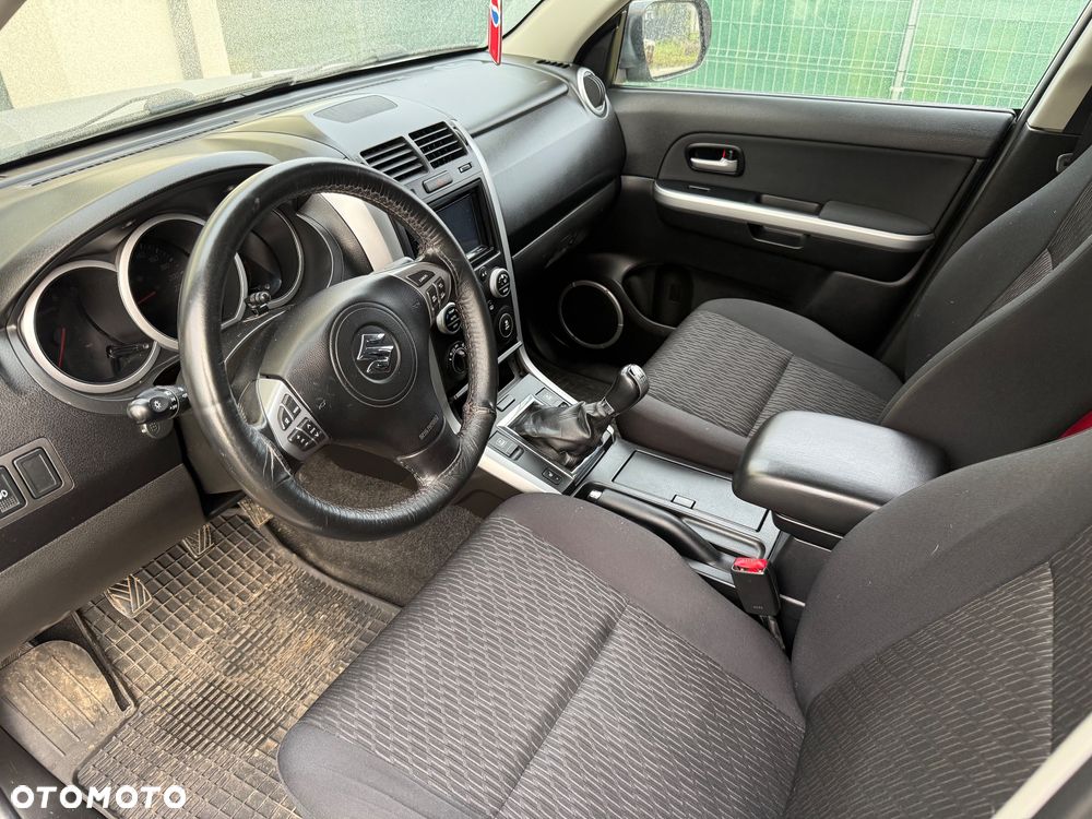 Suzuki Grand Vitara - 10