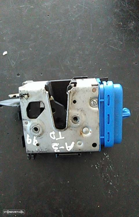 Fecho Porta Tras Dto Audi A3 (8L1) - 2