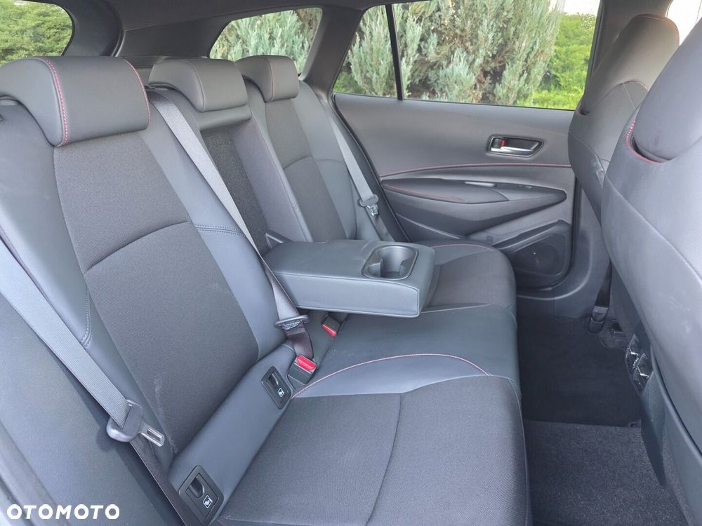 Toyota Corolla 2.0 Hybrid GR Sport Dynamic - 20