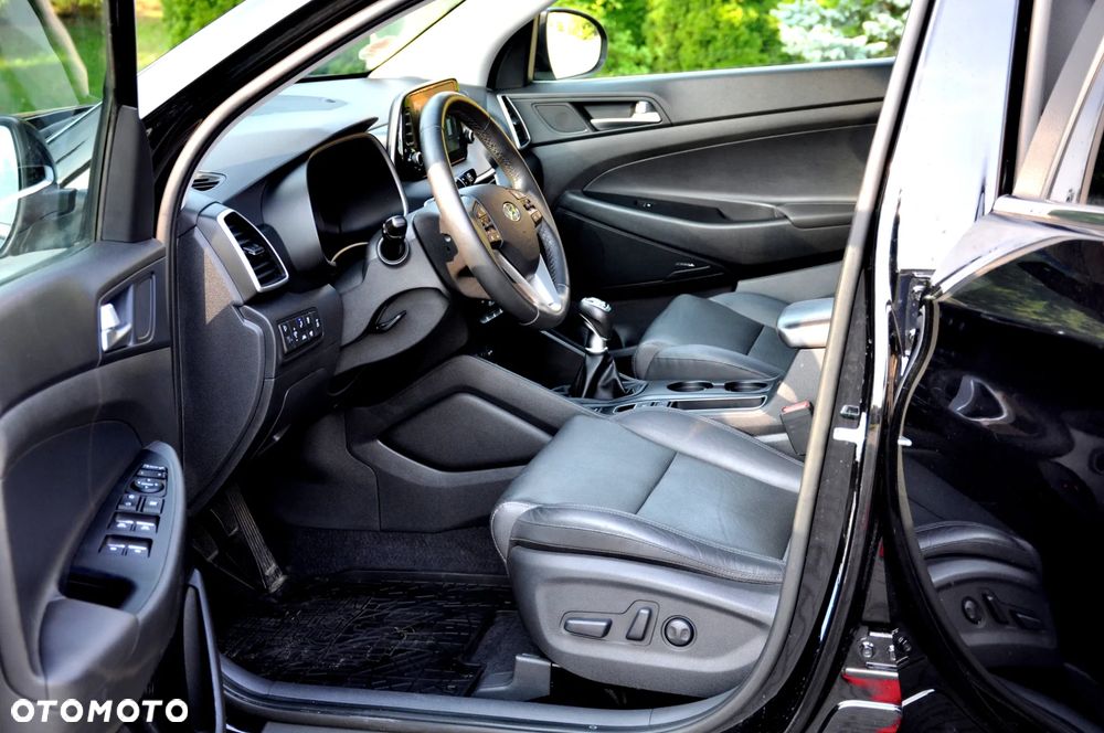 Hyundai Tucson 2.0 CRDI 4WD Premium - 28