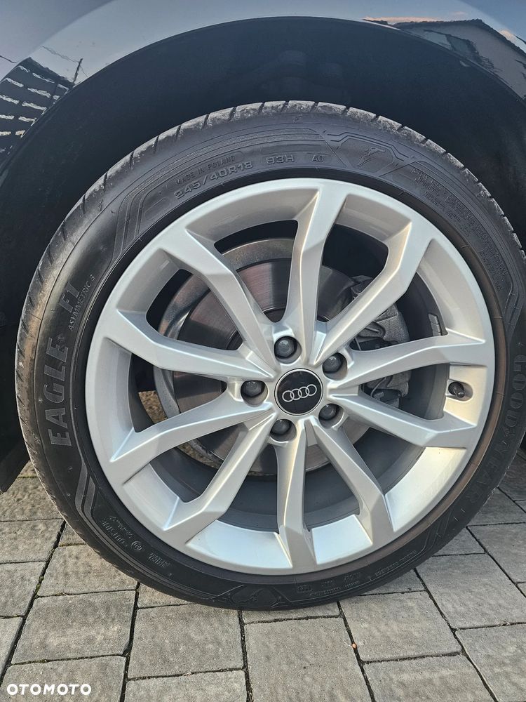 Audi A4 Avant - 6