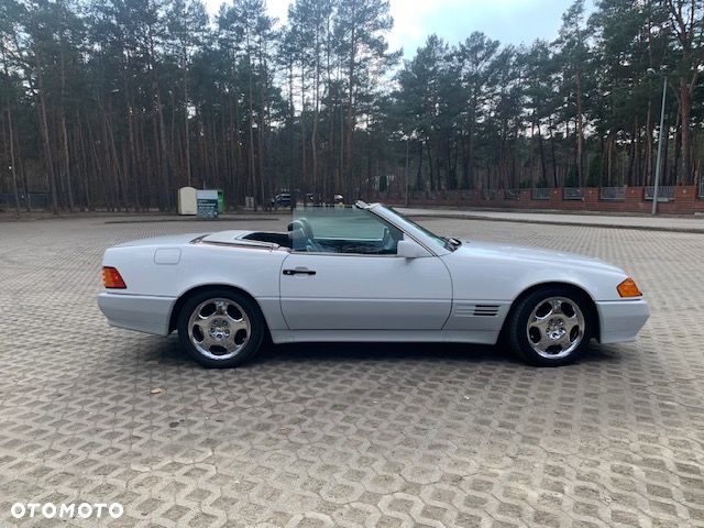 Mercedes-Benz SL - 11