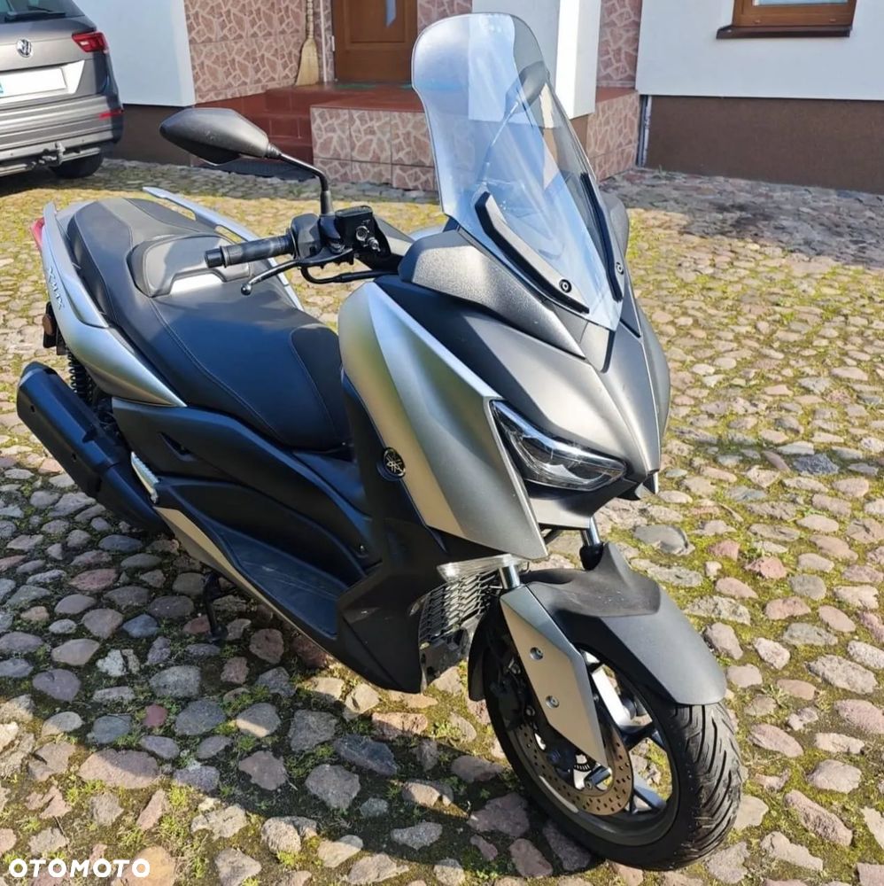 Yamaha X-max - 4