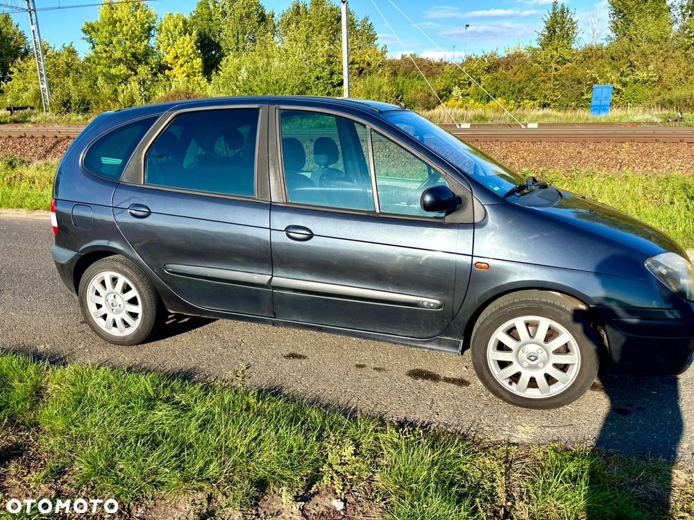Renault Scenic - 13