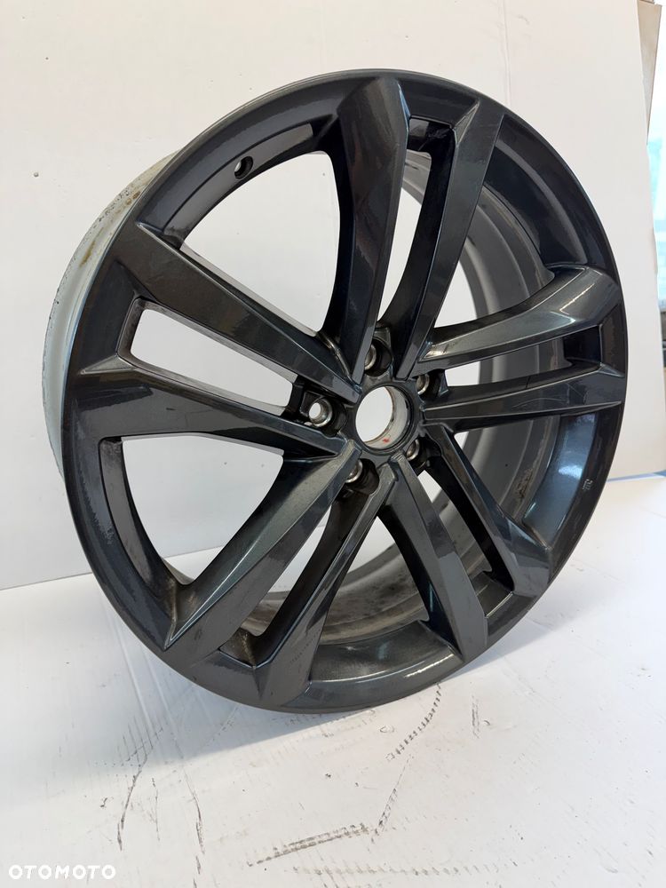 Felga LEXUS NX 450H 20 7.5J ET35 (JSD25T) - 2