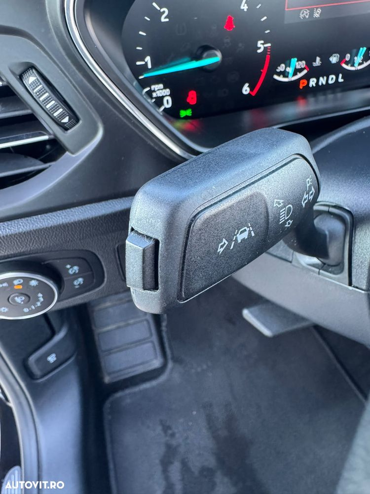 Ford Focus 1.5 EcoBlue Start-Stopp-System Aut. TITANIUM - 27