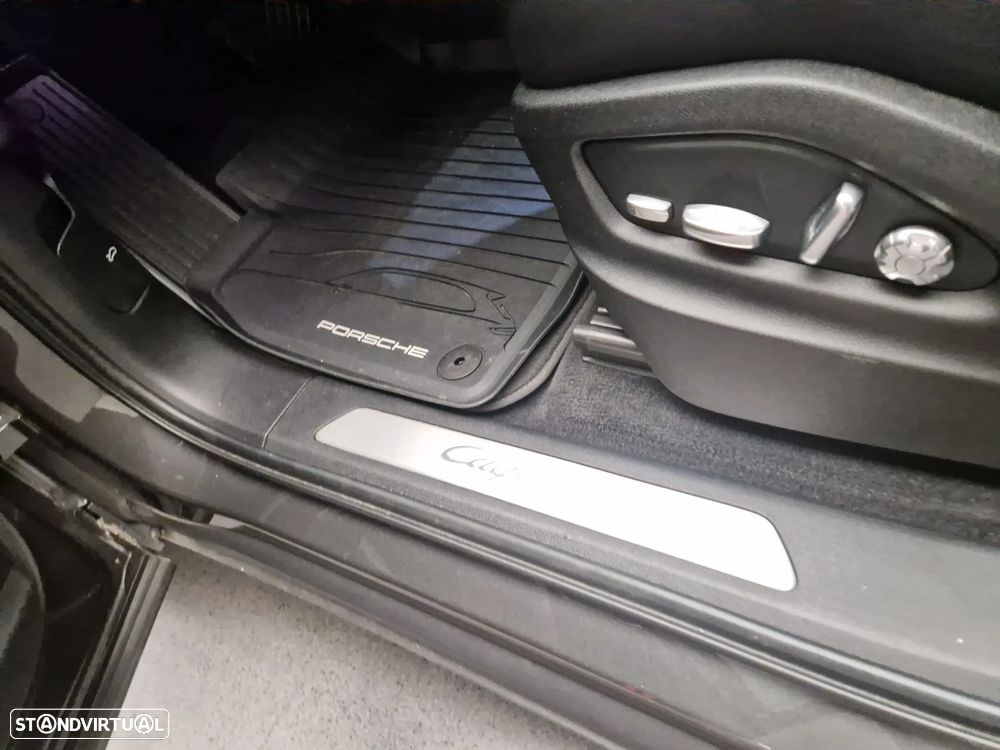 Porsche Cayenne E-Hybrid - 16