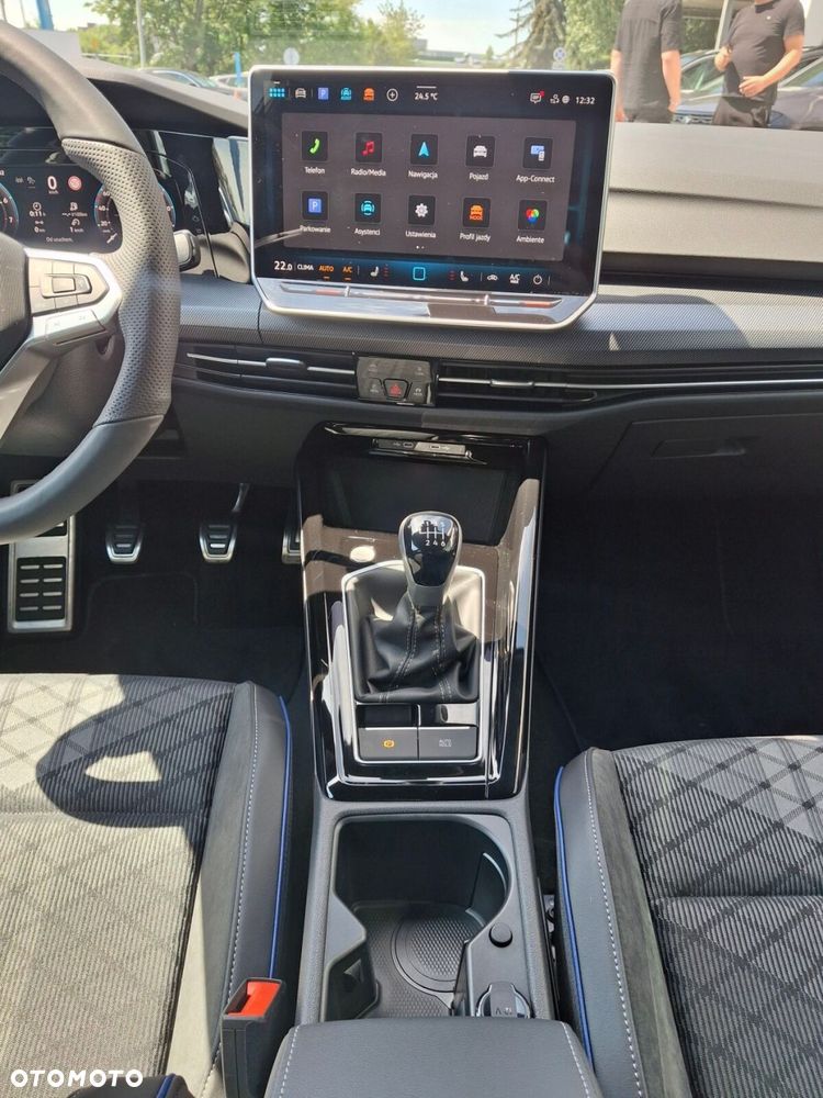 Volkswagen Golf 1.5 TSI R-Line Plus - 28