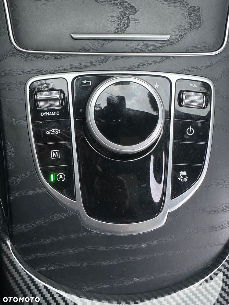 Mercedes-Benz GLC - 17