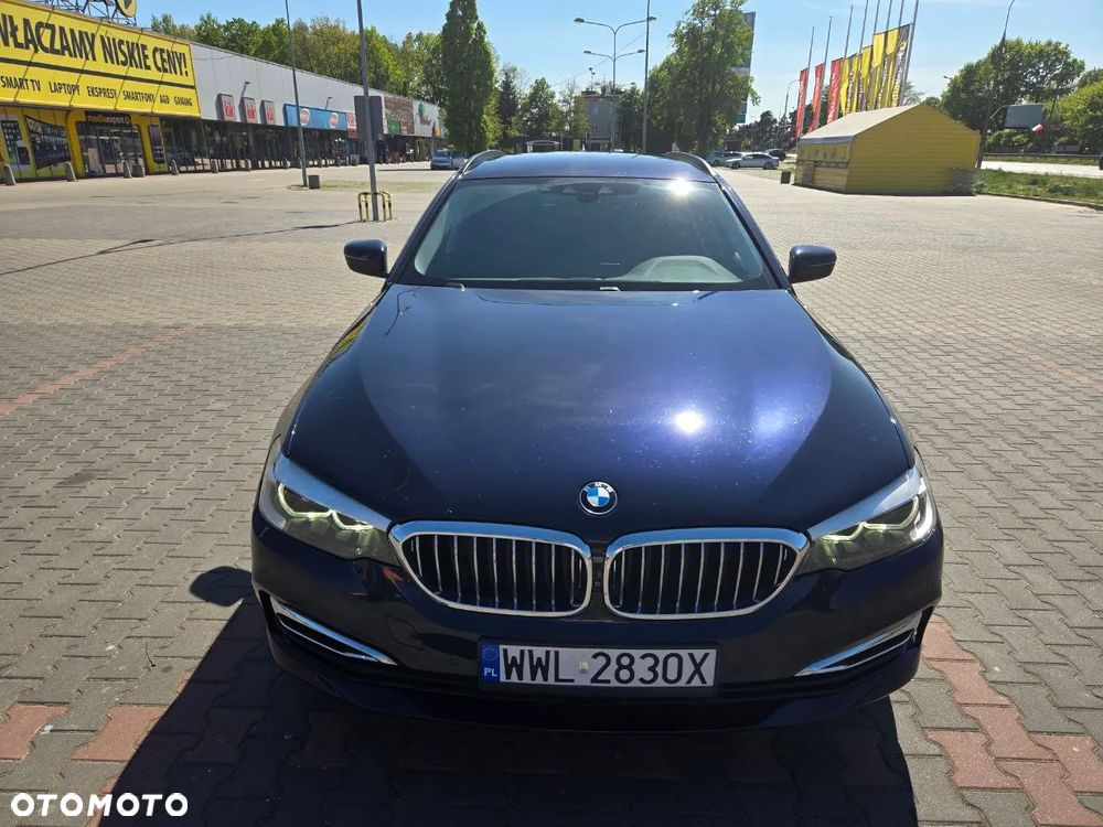 BMW Seria 5 530d Luxury Line - 3