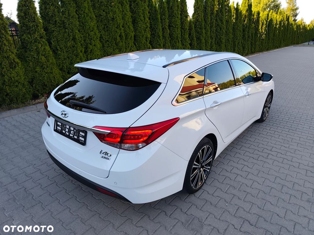 Hyundai i40 Kombi 1.7 CRDi DCT Premium - 11