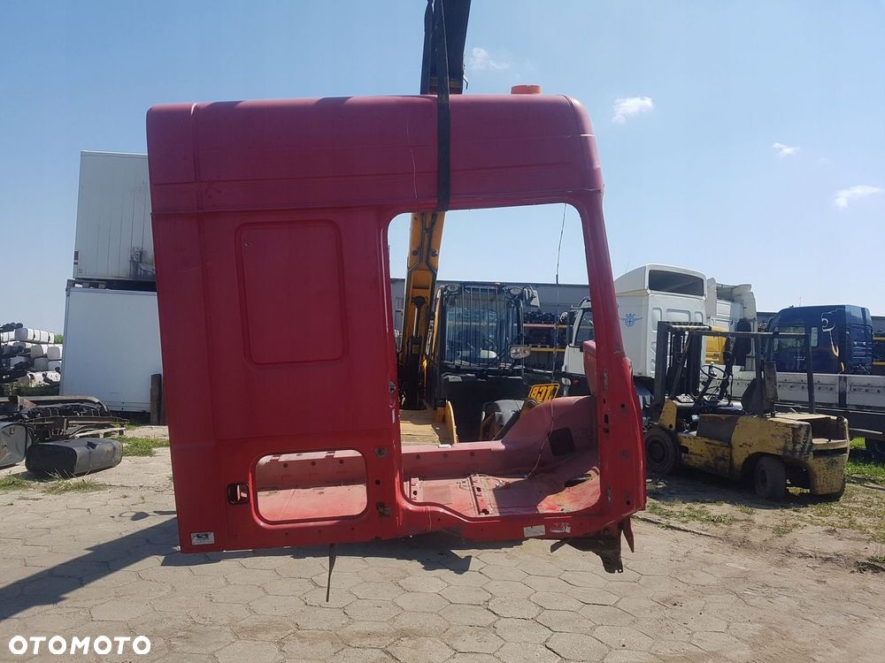 KABINA BOK SŁUPEK ĆWIARTKA KABINY PRAWA DAF XF 106 EURO 6 - 1