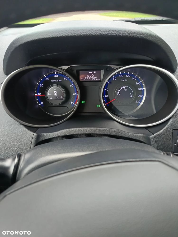 Hyundai ix35 1.6 GDI Premium 2WD - 21
