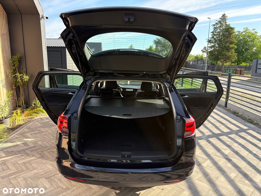 Opel Astra 1.6 CDTI Sport - 18