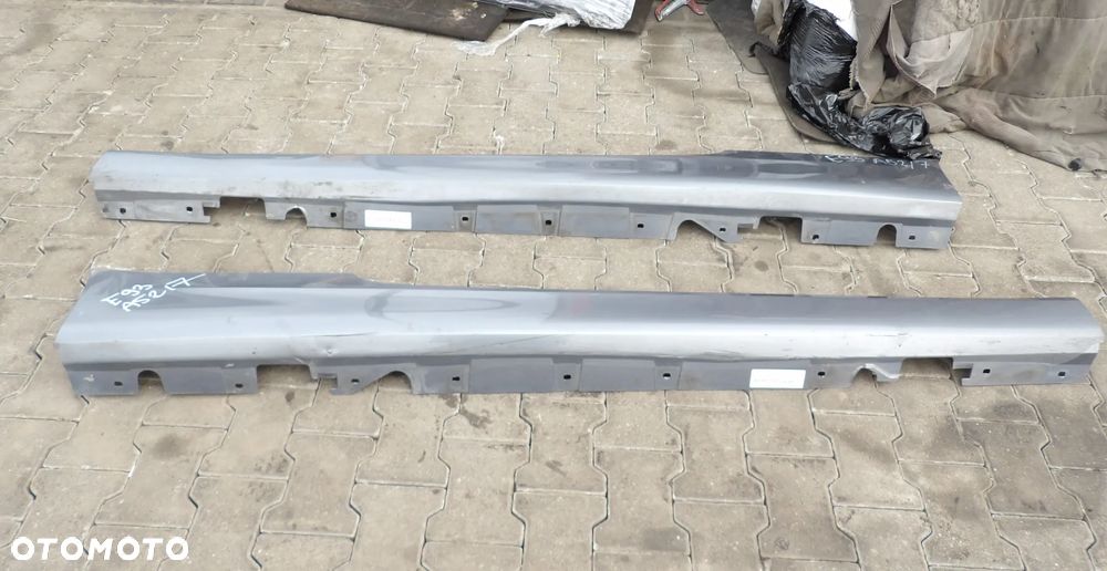 BMW - E93 - KOLOR A52/7 - PRZED LIFT - PROGI - CENA ZA 1 SZT - 1