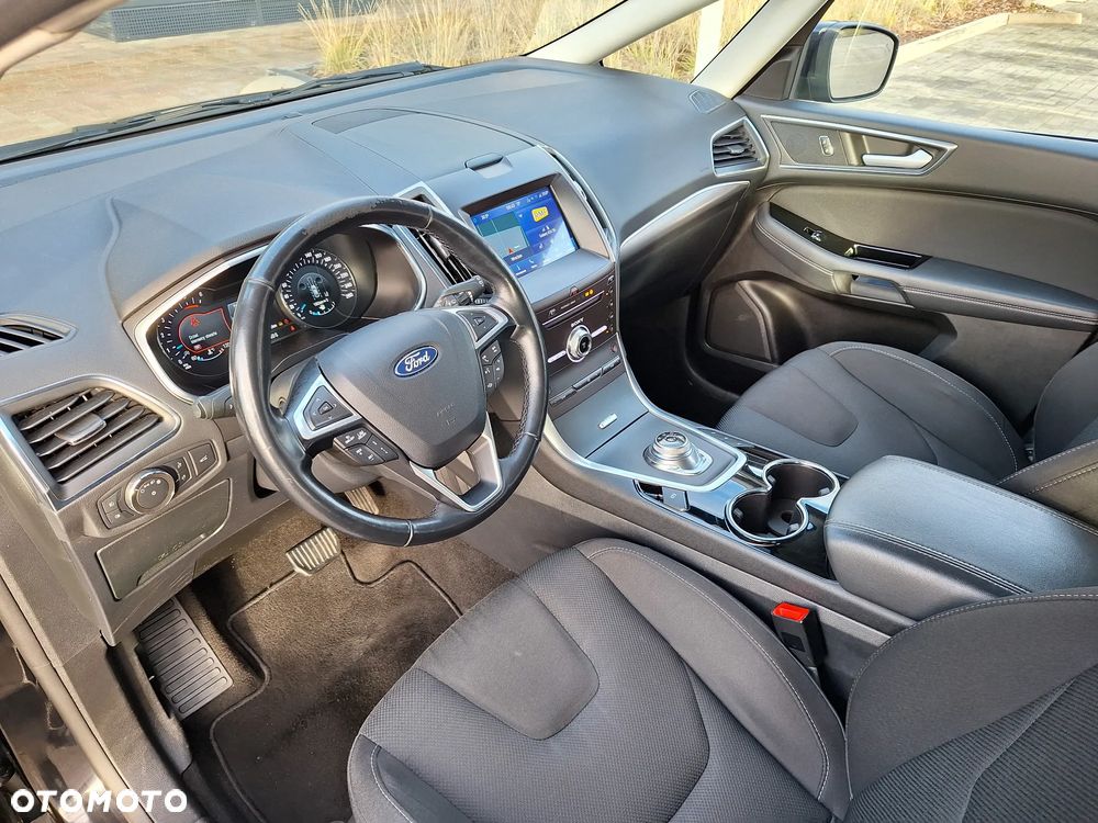 Ford S-Max 2.0 EcoBlue Titanium - 17