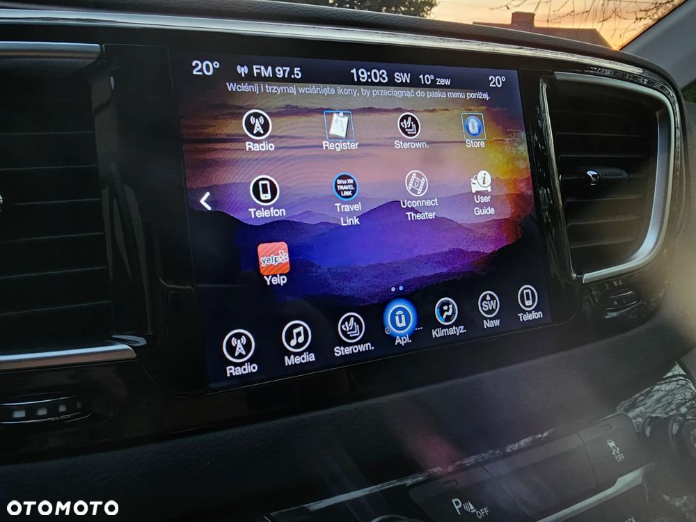 Chrysler Pacifica - 27