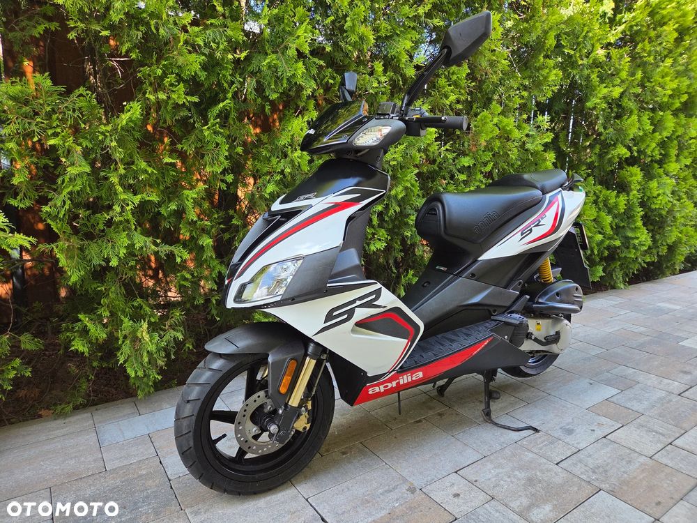 Aprilia SR - 4