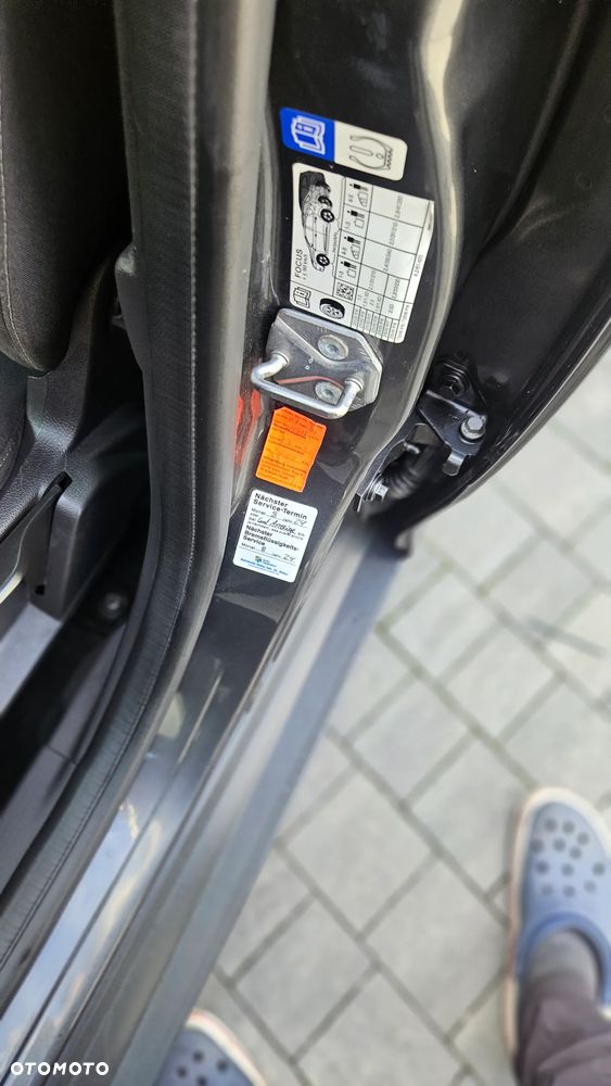 Ford Focus 1.0 EcoBoost Trend - 11