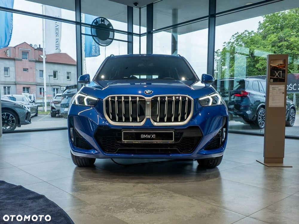 BMW X1 sDrive20i mHEV - 4