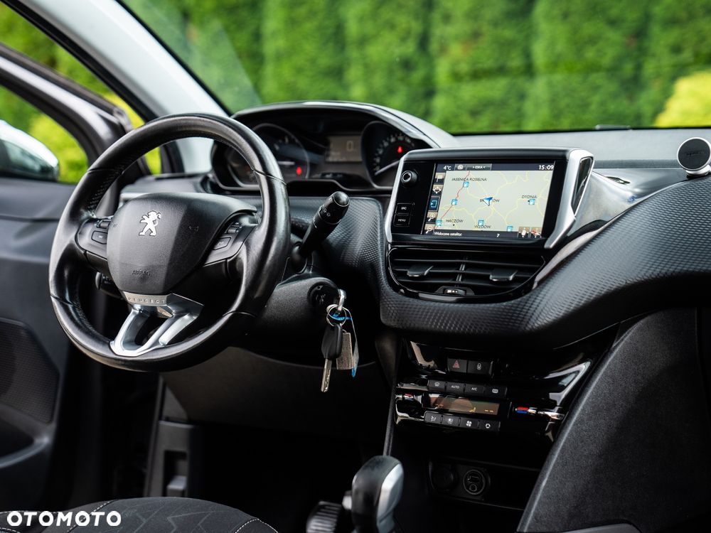 Peugeot 2008 1.2 Pure Tech Active - 26