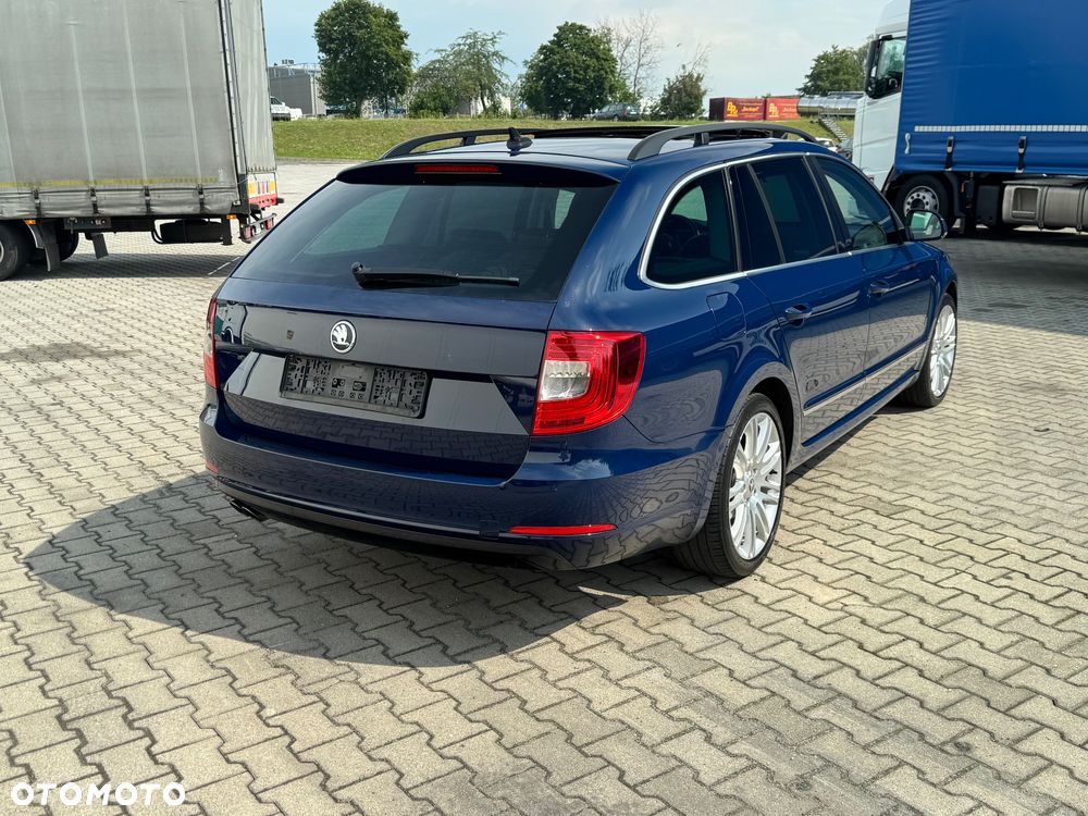 Skoda Superb 2.0 TDI Elegance - 9