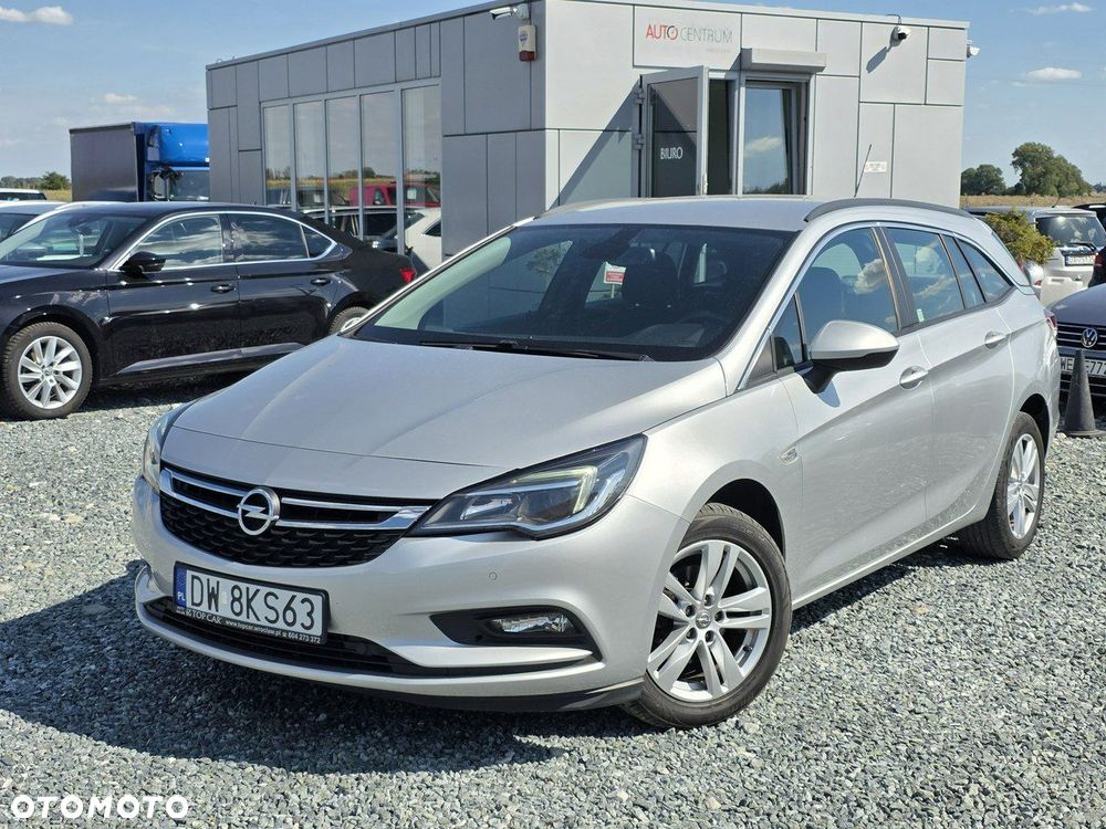 Opel Astra - 1