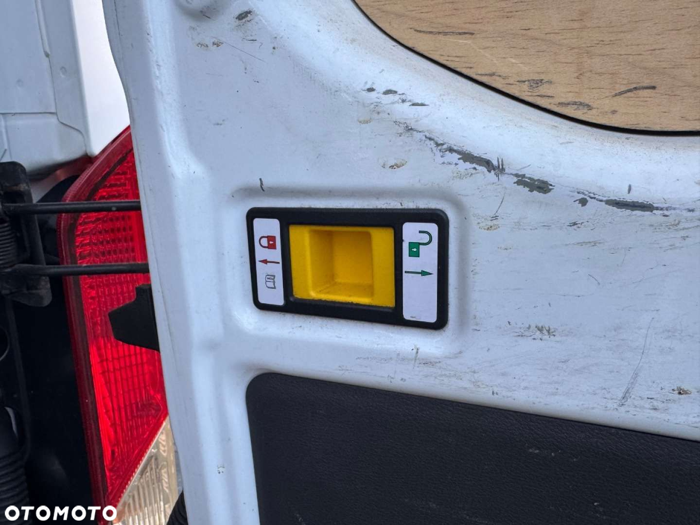 Ford Transit - 10