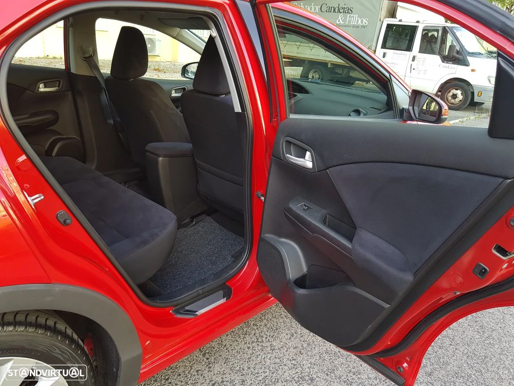 Honda Civic 1.4 i-VTEC Sport - 39