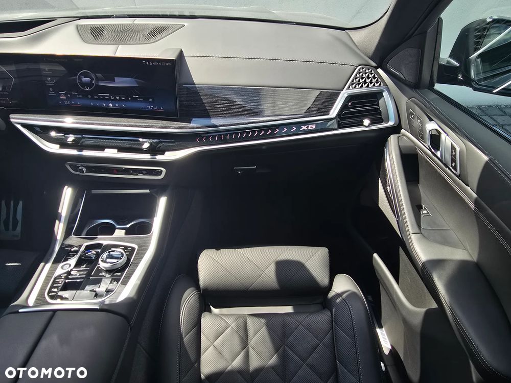BMW X6 - 12