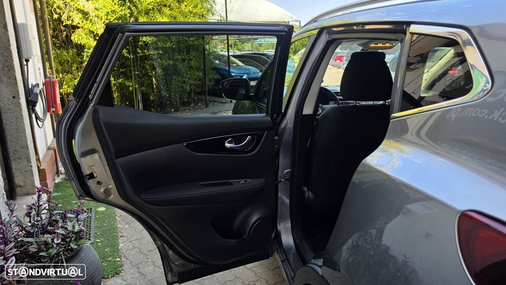 Nissan Qashqai 1.5 dCi Tekna — fotografia 14