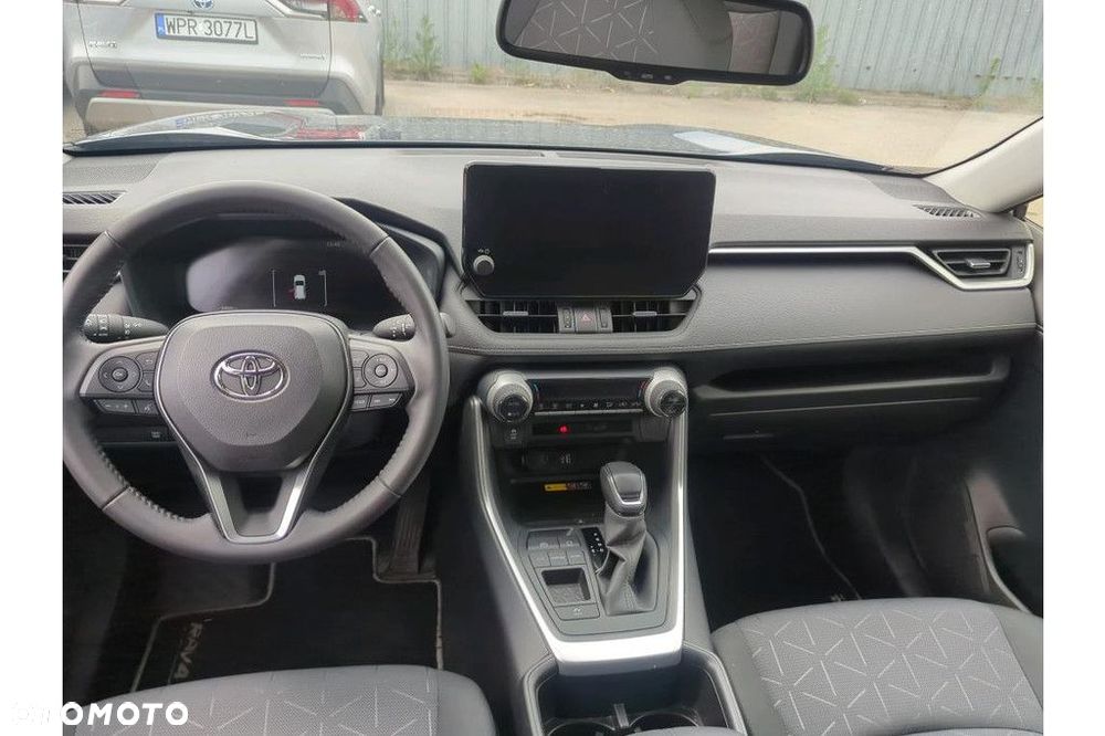 Toyota RAV4 - 12