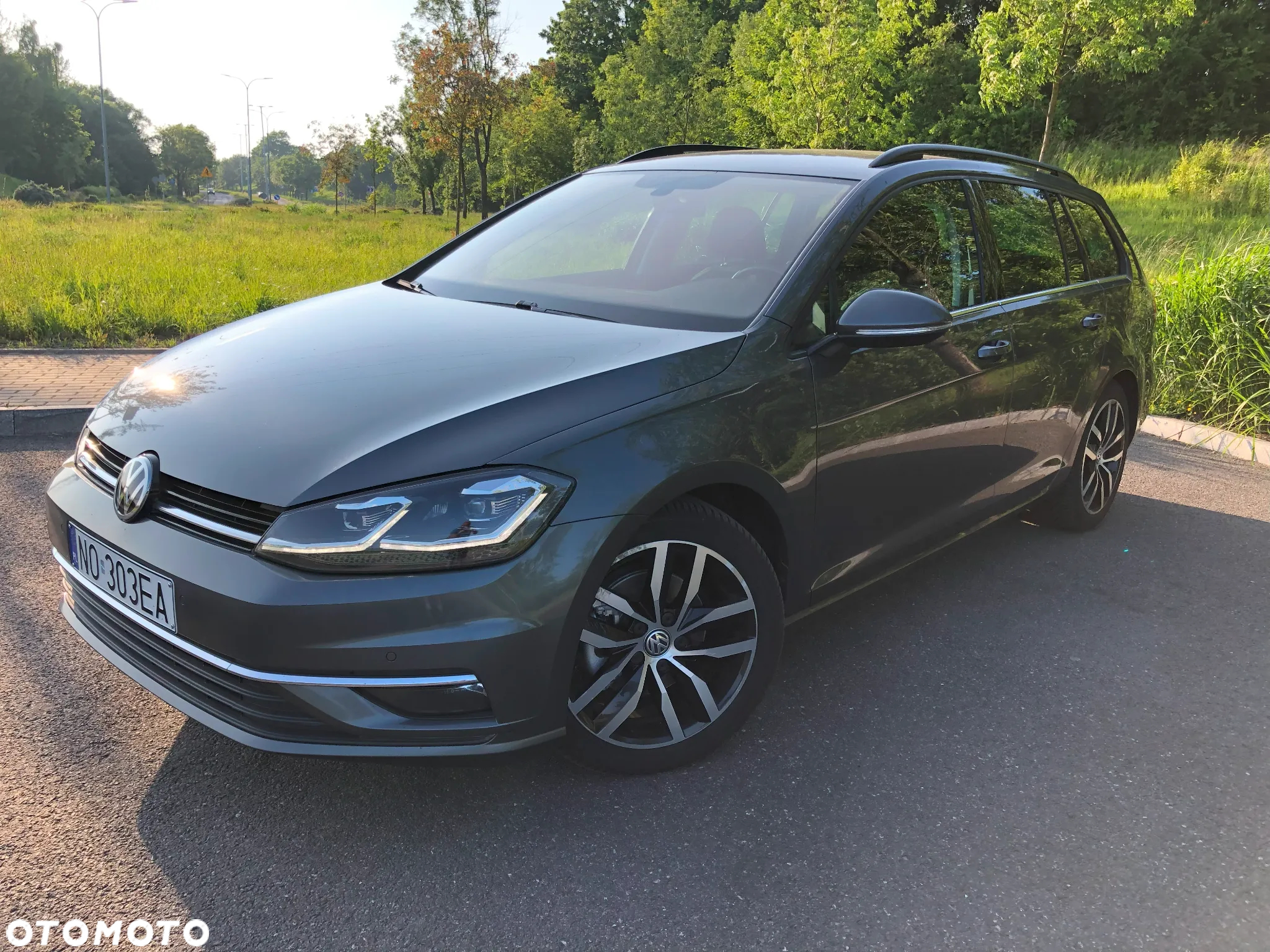 Volkswagen Golf VII 1.5 TSI BMT Evo Highline DSG - 3