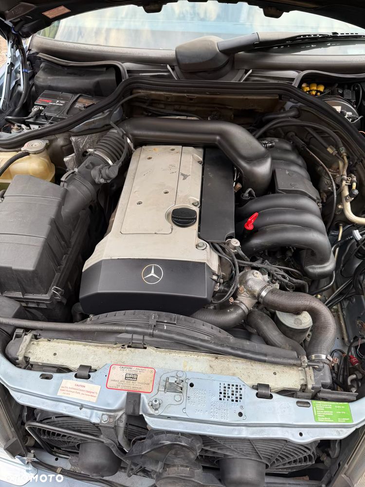 Mercedes-Benz W124 (1984-1993) - 12
