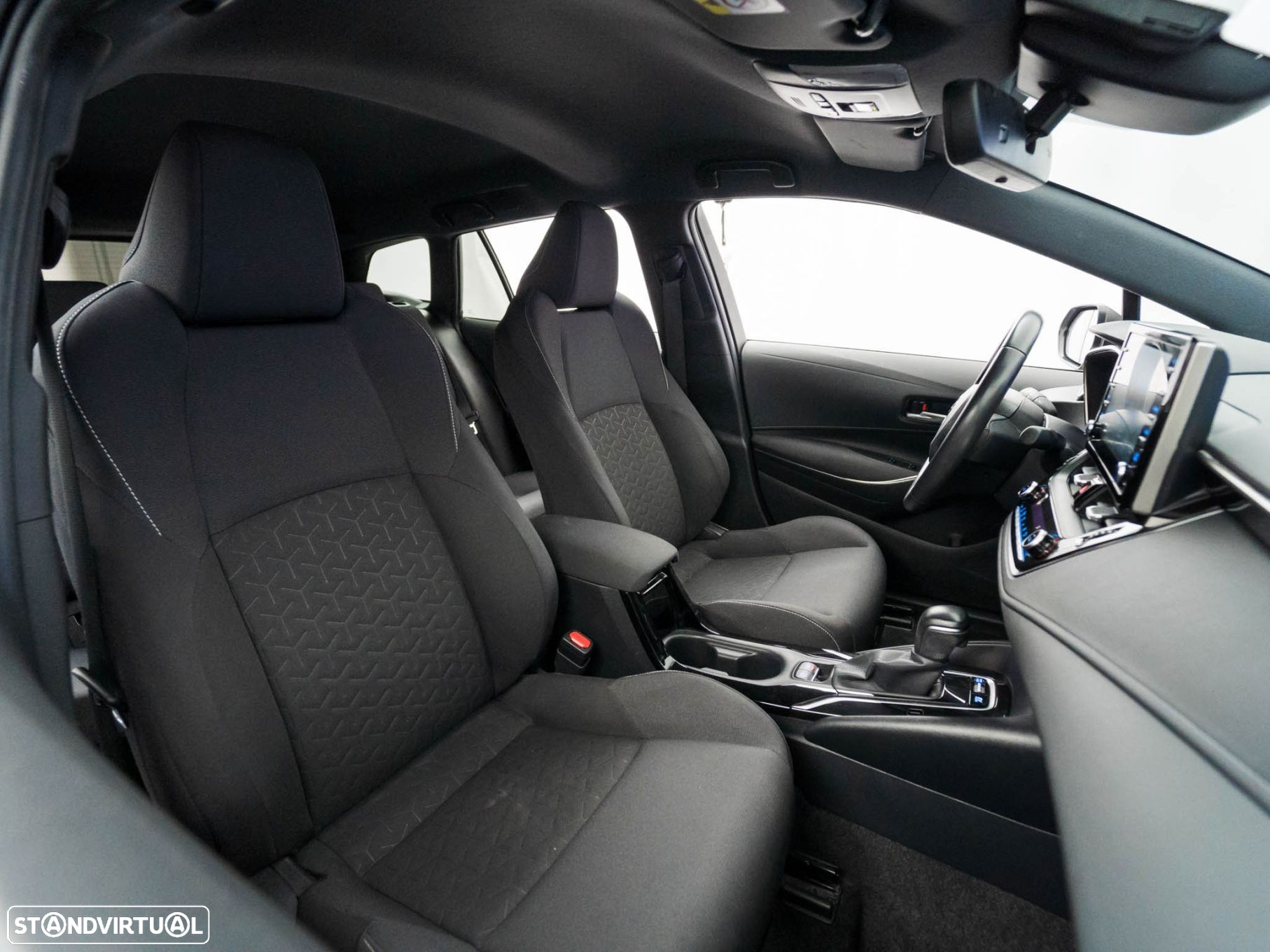 Toyota Corolla Touring Sports 1.8 Hybrid Comfort - 34