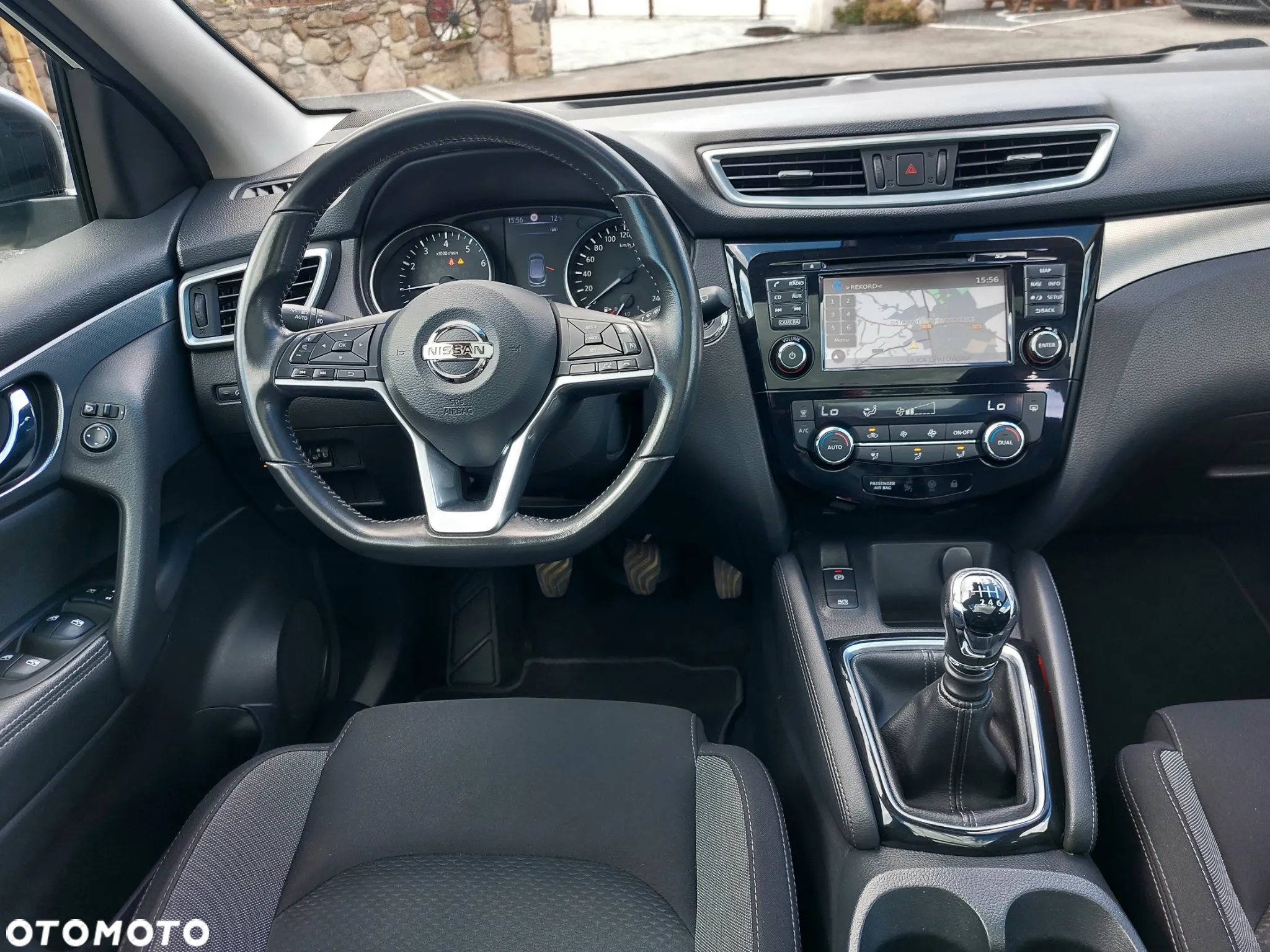 Nissan Qashqai 1.3 DIG-T Tekna - 26